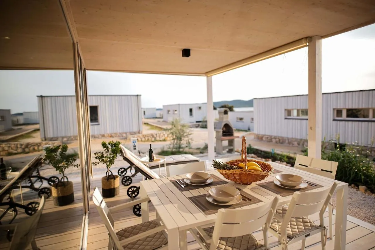 Buqez Eco Resort - Beach Villa 3 - Seaview Drage